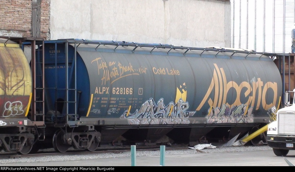 Canadian cylindrical hopper "Alberta"